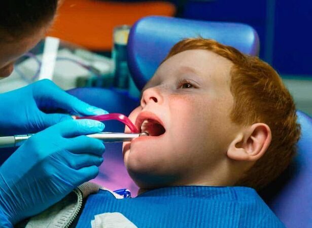 Tips for Parents to Promote Healthy Teeth in Young Children